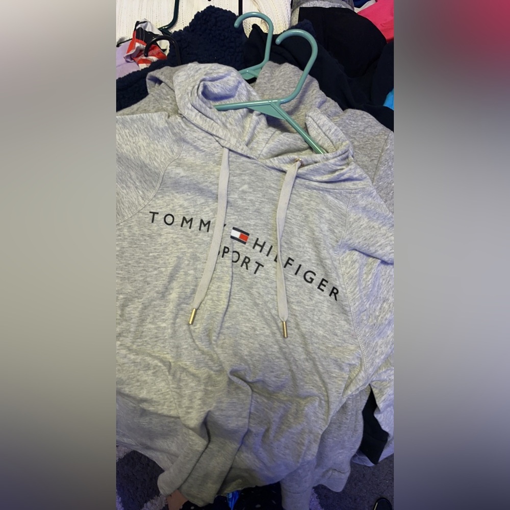 Tommy Hilfiger long sleeve shirt